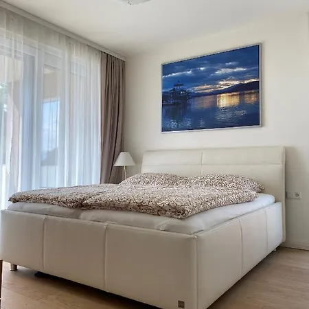 & Familienwohnung Mit Hotelanbindung Appartamento *