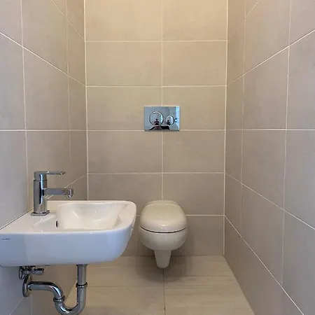 Apartment & Familienwohnung Mit Hotelanbindung Portschach am Woerthersee