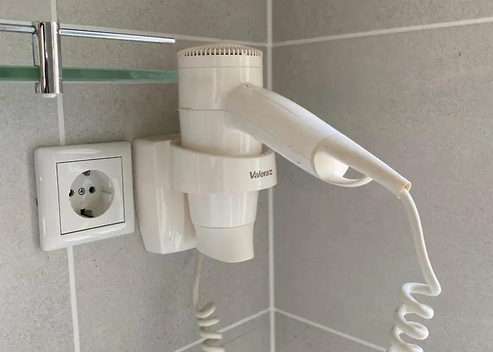 Apartamento & Familienwohnung Mit Hotelanbindung Pörtschach am Wörthersee